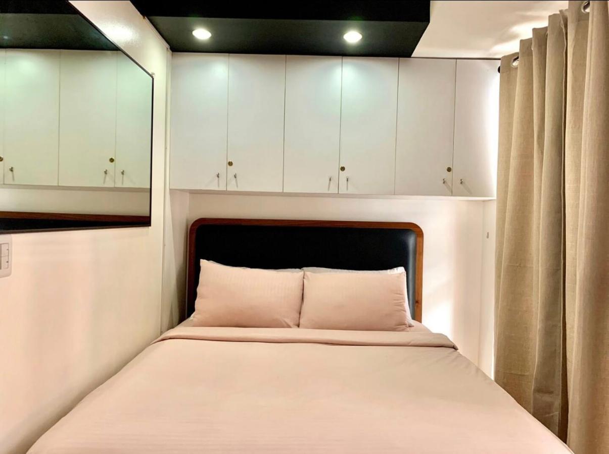 Luxury 1Br Unit With Pool At Venice Luxury Residences, Tower Domenico, Mckinley Hill, Taguig City Exterior photo